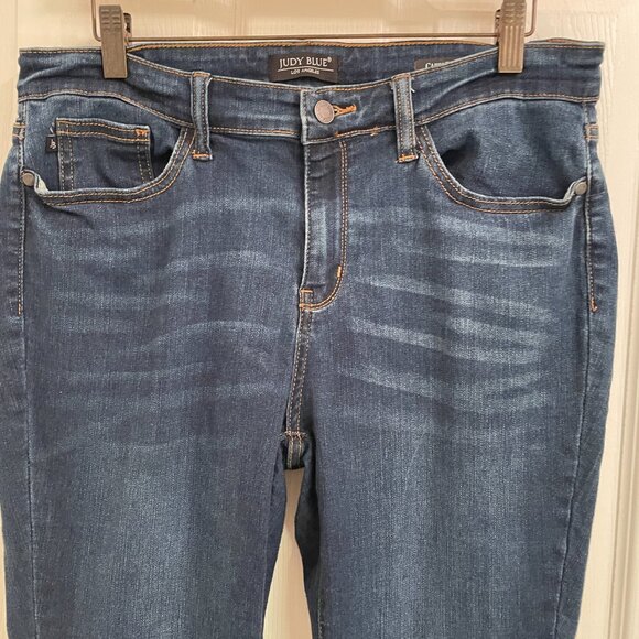 Judy Blue Capri Fit Mid Rise Cotton Stretch Jeans size 13 / 31 - Picture 4 of 6